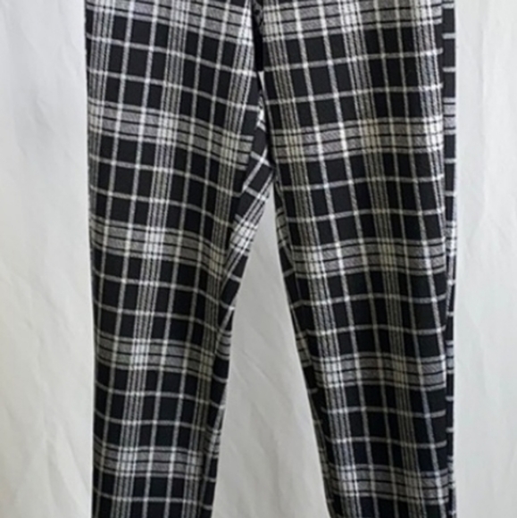 Express Plaid Leggings - Picture 4 of 4
